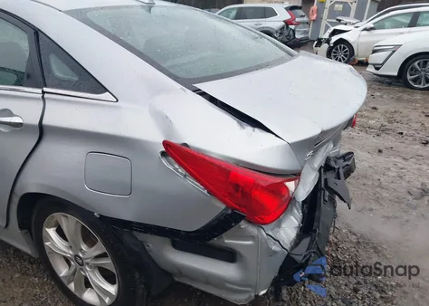 2011 Hyundai Sonata Limited из США, поврежденный, VIN 5NPEC4AC2BH001041